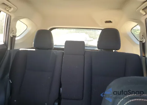 2014 Toyota Rav4 Xle z USA, uszkodzony, nr VIN JTMWFREV5ED041998